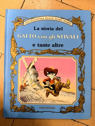 Storia del gatto con - la,